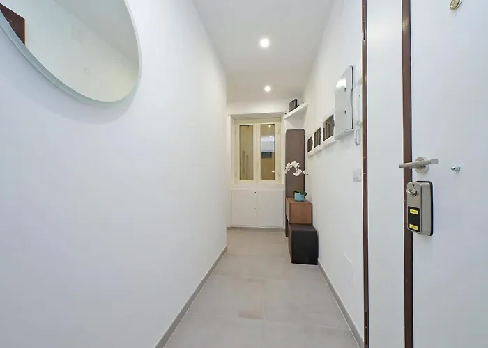 Ych- Bagnera Apartment Rom