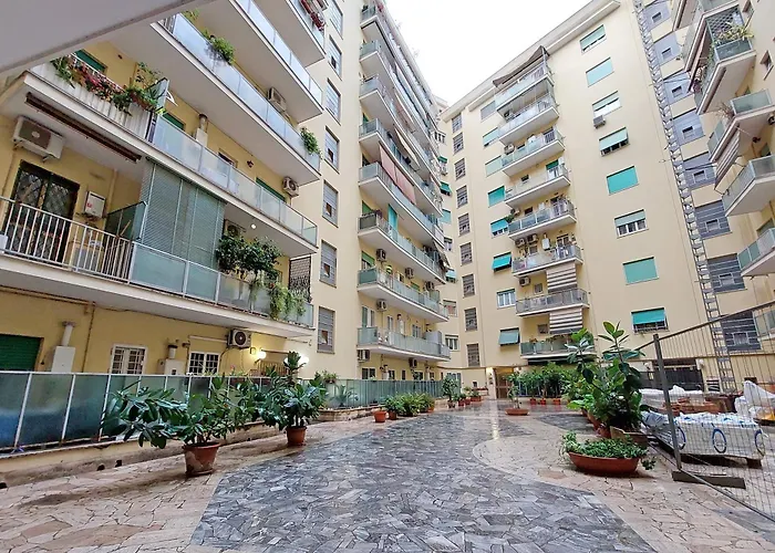 Ych- Bagnera Apartment *
