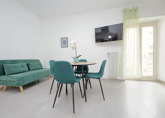 Ych- Bagnera Apartment