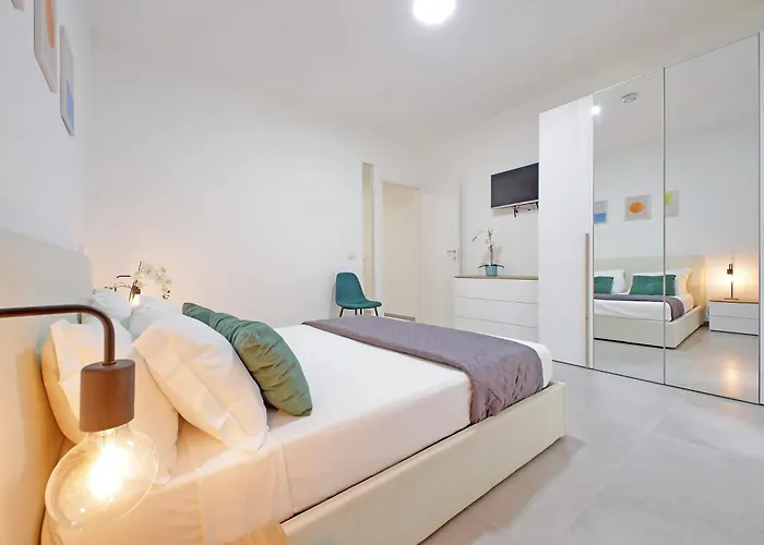 Ych- Bagnera Apartment